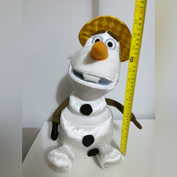 Disney Frozen Olaf - Picture 6 of 6